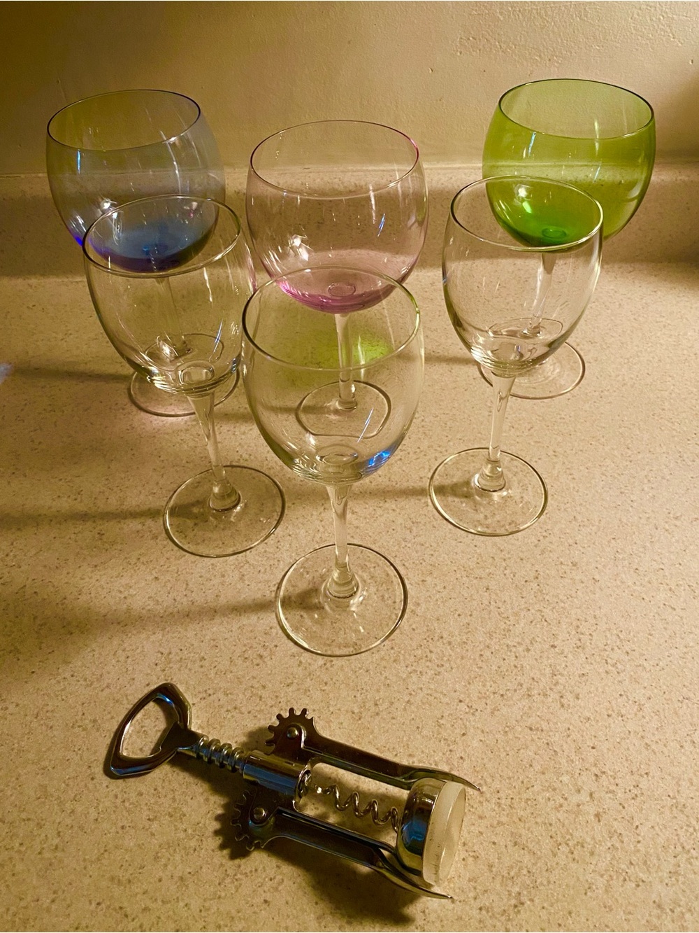 Set of 6 Crystal Wine Glasses - 3 Multicolor For RED Wines & 3 For WHITE Wines.